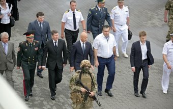 В Одессе торжественно отмечают день ВМС Украины (фото)