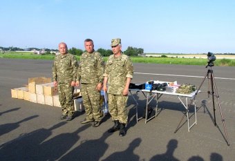 Оборудование на 400 тыс. гривен передали в зону АТО одесские волонтеры (фото)