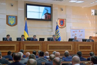 Порошенко выступил за отмену залога для взяточников