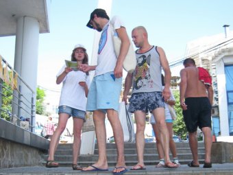 Молодые волонтеры вышли на улицы Одессы (фото)