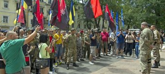 "Правый сектор" сходил в гости к начальнику региональной милиции (фото)