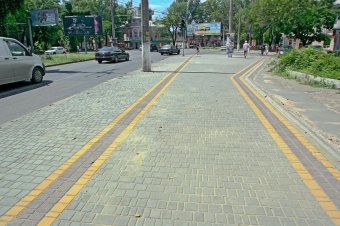 В Одессе отремонтирован тротуар на Адмиральском проспекте (фото)