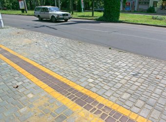 В Одессе отремонтирован тротуар на Адмиральском проспекте (фото)