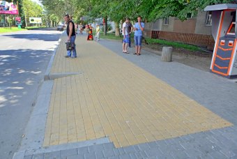 В Одессе отремонтирован тротуар на Адмиральском проспекте (фото)