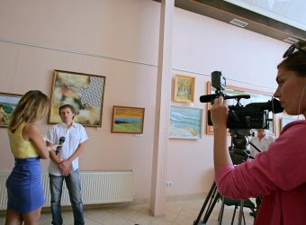 Картины Александра Туржанского несут свет и позитив (фото)