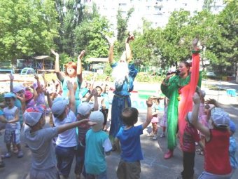 Маленькие одесситы погрузились в мир науки и искусства (фото)
