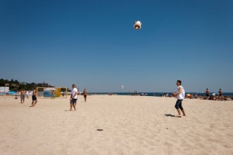 Стали известны победители летнего турнира по пляжному футболу (фото)