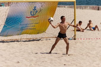 Стали известны победители летнего турнира по пляжному футболу (фото)