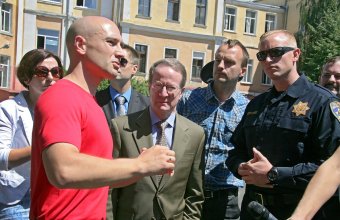 Американские полицейские показали  нашим  милиционерам, как надо правильно работать (фото)