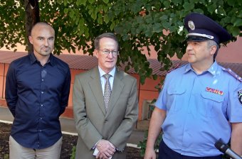 Американские полицейские показали  нашим  милиционерам, как надо правильно работать (фото)