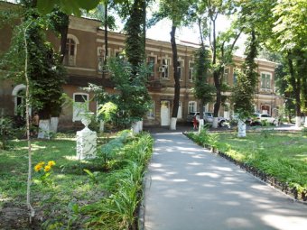 За счет городского бюджета проводится ремонт медучреждений Одессы