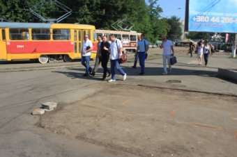 Благоустройство Старосенной площади в Одессе на марше! (фото)