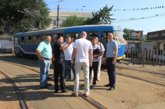 Благоустройство Старосенной площади в Одессе на марше! (фото)