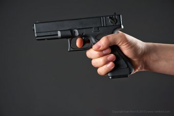 Ночная стрельба в Одессе: Один в больнице, второй - в милиции