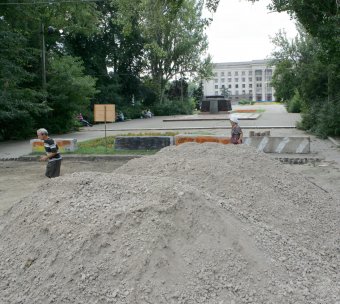Реконструкция площади разворотного кольца 17-го и 18-го трамваев глазами фотографа