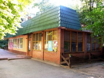 К сносу незаконно установленных торговых ларьков присоединился суд (фото)
