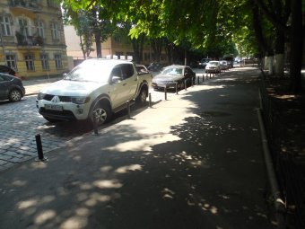 В одесских двориках восстанавливают старинные ворота и арки