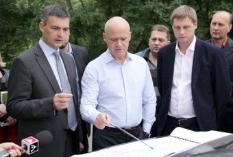 Геннадий Труханов дал старт подготовке техники к уборке улиц в зимний период