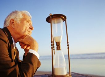Одесским учителям и врачам для выхода на пенсию придется работать на 5 лет дольше