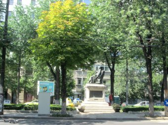 Бухарест, +38 в тени