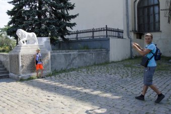 Отреставрированных львов у Воронцовского дворца откроют ко Дню города
