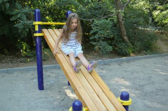 Благоустройство спортивных площадок на Трассе здоровья идет полным ходом! (фото)