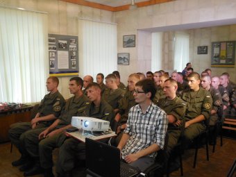 Участники героической обороны Одессы встретились с молодыми офицерами