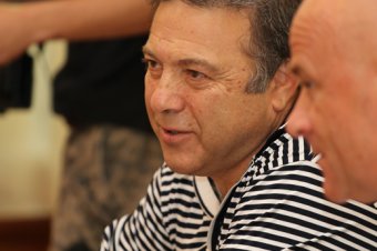 Мэр Одессы отметил почетной наградой известного футболиста Владимира Нечаева (фото) 