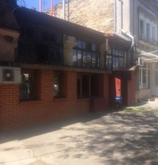 Одесские власти отчитываются о демонтаже незаконных объектов торговли (фото)