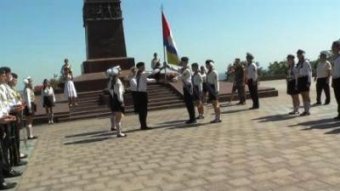 Вахту Памяти и знамя Поста №1 приняла Одесская специализированная школа №40 (фото)