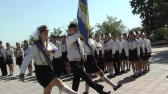Вахту Памяти и знамя Поста №1 приняла Одесская специализированная школа №40 (фото)