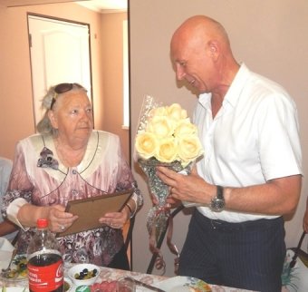 В Одессе с 90-летием поздравили Надежду Петровну Чернышову