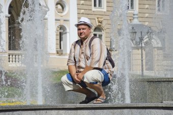 На Театральной площади после реконструкции заработал фонтан (фото)