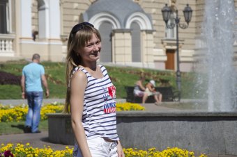 На Театральной площади после реконструкции заработал фонтан (фото)