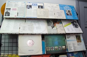 В Одессе открылась выставка автографов на пластинках (фото)