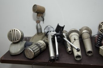 В Одессе открылась выставка автографов на пластинках (фото)