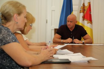 Геннадий Труханов провел личный прием граждан (фото)
