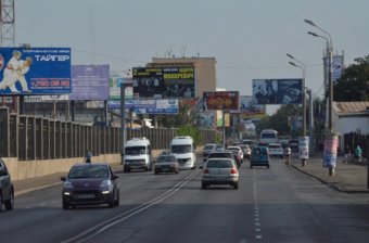 Анатолий Орловский проинспектировал санитарное состояние территории Киевского района (фото)