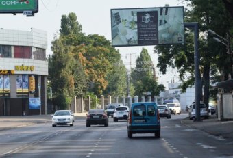 Анатолий Орловский проинспектировал санитарное состояние территории Киевского района (фото)