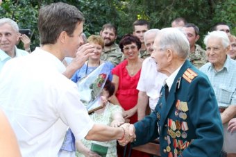 100-летний юбилей отпраздновал одессит Василий Васильевич Петухов (фото)
