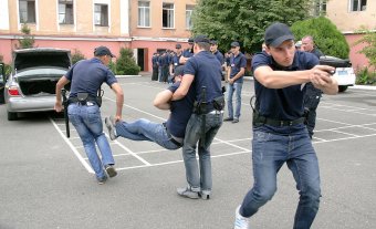 Сегодня губернатор  собственноручно бандитов ловил (фото)