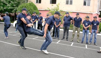 Сегодня губернатор  собственноручно бандитов ловил (фото)