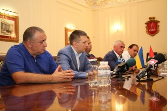Состоялась встреча мэра Одессы с народными депутатами Украины (фото)