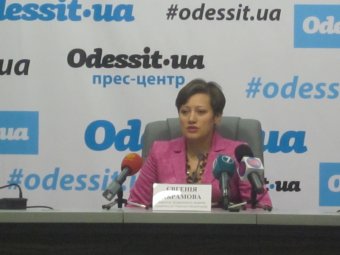 Евгения Абрамова: Первокурсникам не нужно сниматься с регистрации