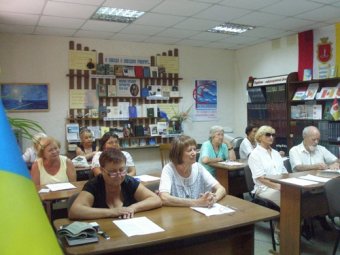Для почтенных одесситов провели вечер, приуроченный ко Дню независимости Украины