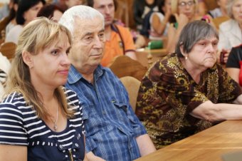 Мэр Одессы встретился с семьями милиционеров, погибших при исполнении служебного долга (фото)