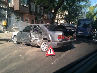 На Приморской серьезное ДТП (фото)