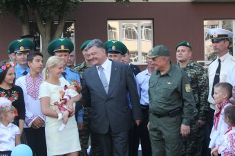 54 семьи одесских погранцов получили ключи от нового жилья