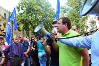 Начальник ГУМВД Одесской области взял на особый контроль  обращение сторонников Оппозиционного блока с призывом защитить одесситов и жителей региона от радикалов (фото)