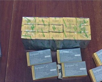 В ходе обыска сотрудники милиции нашли в больнице наркотические препараты (фото, видео)